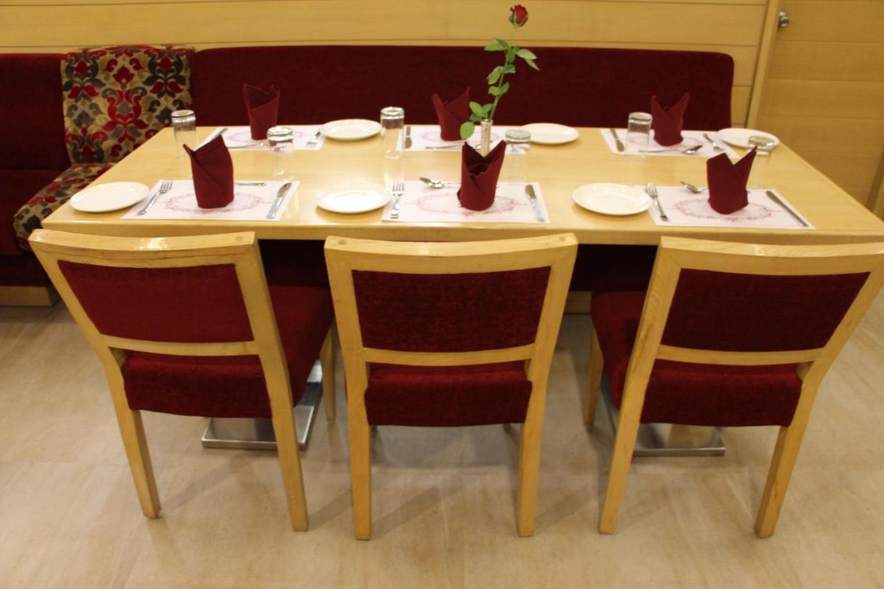 Hotel Dasaprakash Agra  Dış mekan fotoğraf
