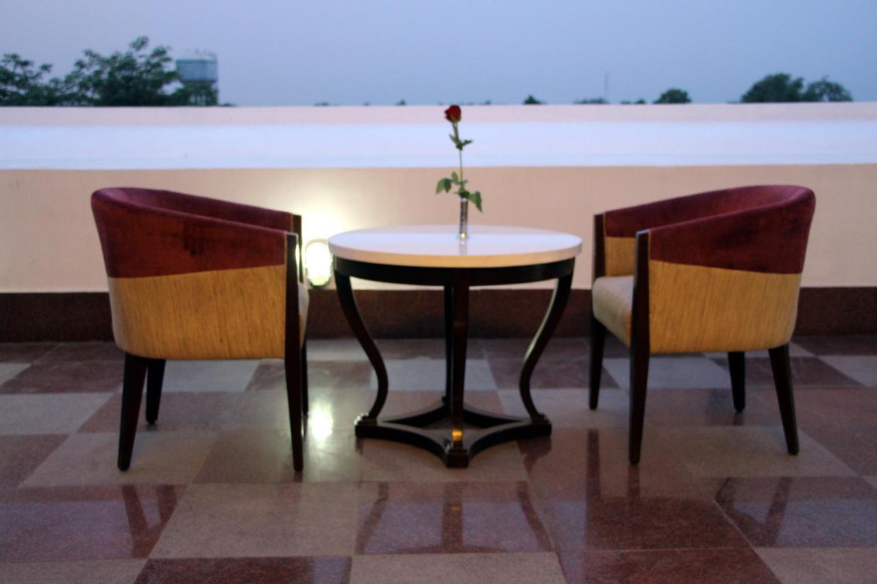Hotel Dasaprakash Agra  Dış mekan fotoğraf